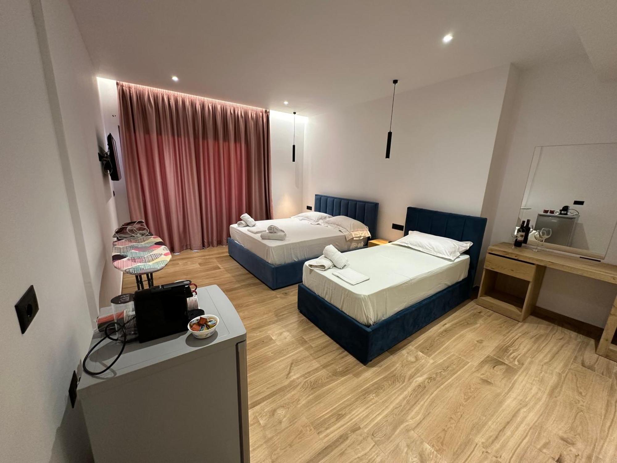 Suites Kozi Sarande Exterior photo