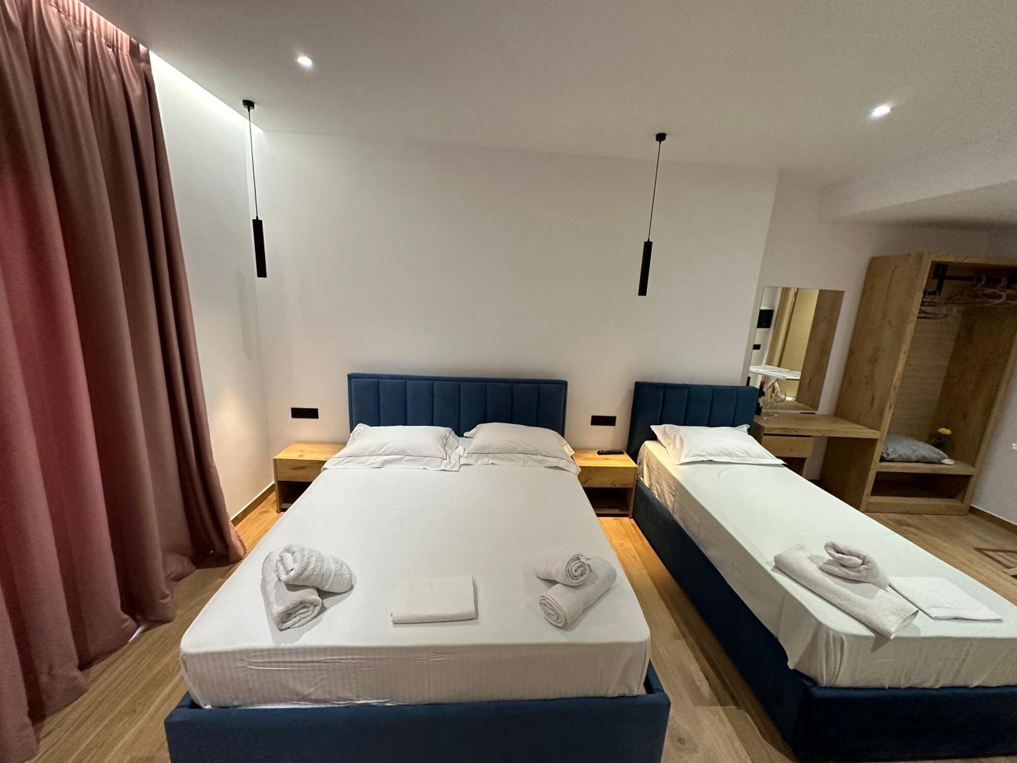Suites Kozi Sarande Exterior photo